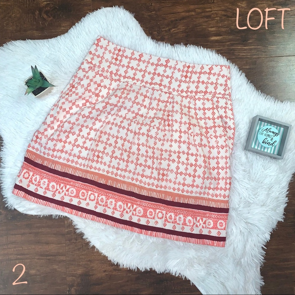 LOFT patterned skirt with pockets, Size 2